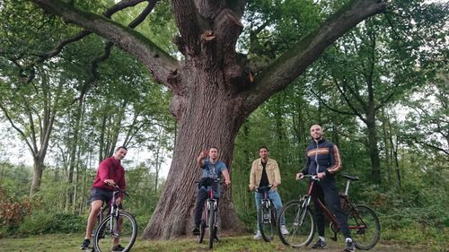 Seize team vélos